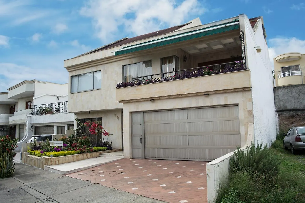 Casa Bella Suites Cali Panzió
